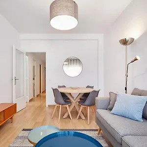 https://fisa-rentals-aribau.topbarcelonahotels.com